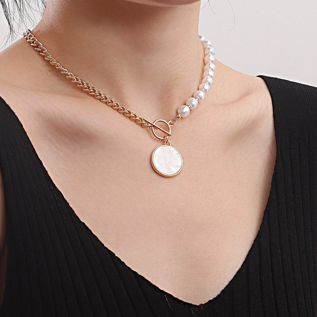 Elegant pearl and gold chain necklace with mother-of-pearl pendant for women's everyday elegance