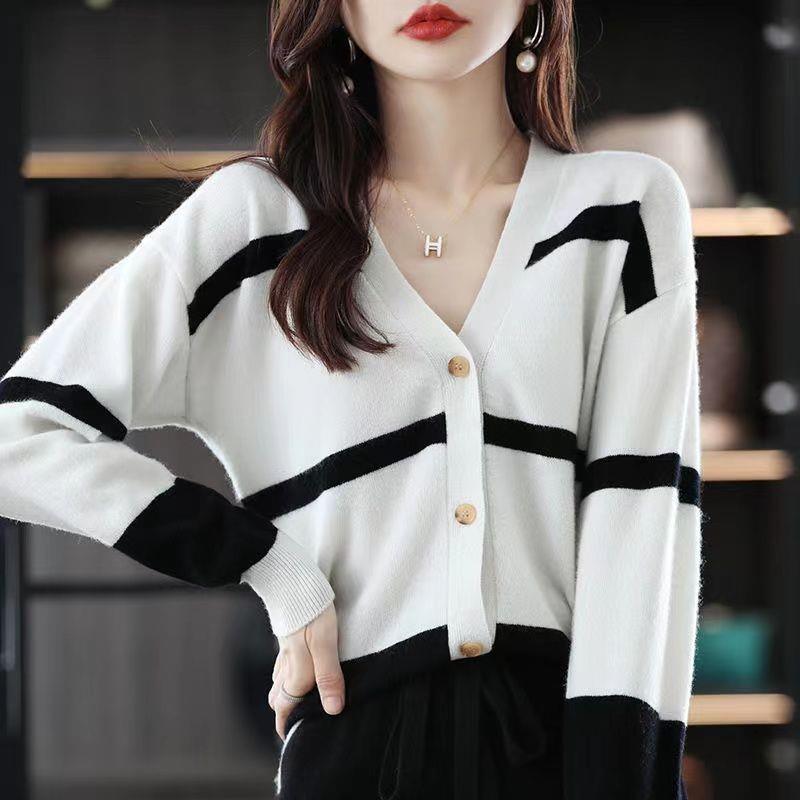 Fashion Striped Button Knitted Cardigan V-neck